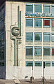 "Skulptur_von_Wolfgang_Göddertz_am_Bürogebäude_Breslauer_Platz_2c,_Köln-4513.jpg" by User:Raymond