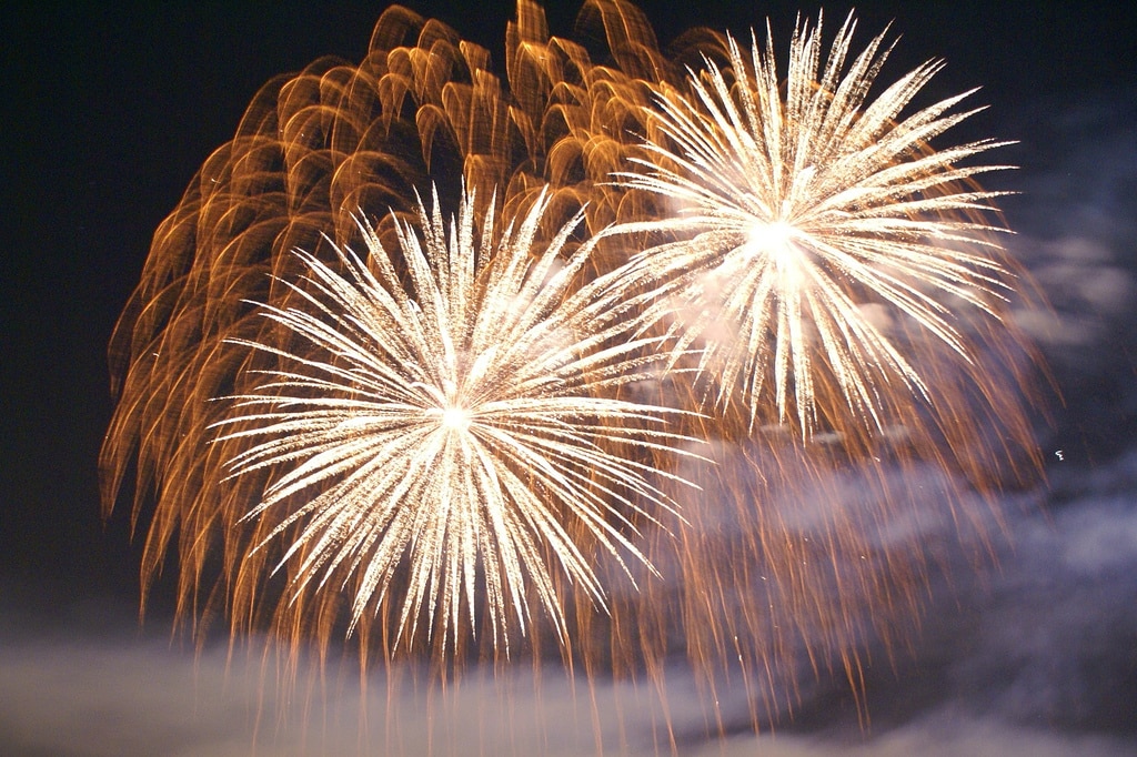 fireworks new years celebration