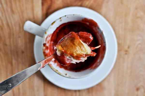 strawberry mug pie